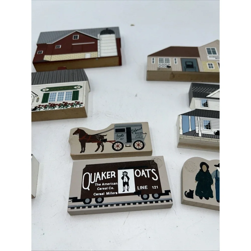 Cat's Meow Village Lot 10 Amish Farm Barns Signed Faline 1991-2000